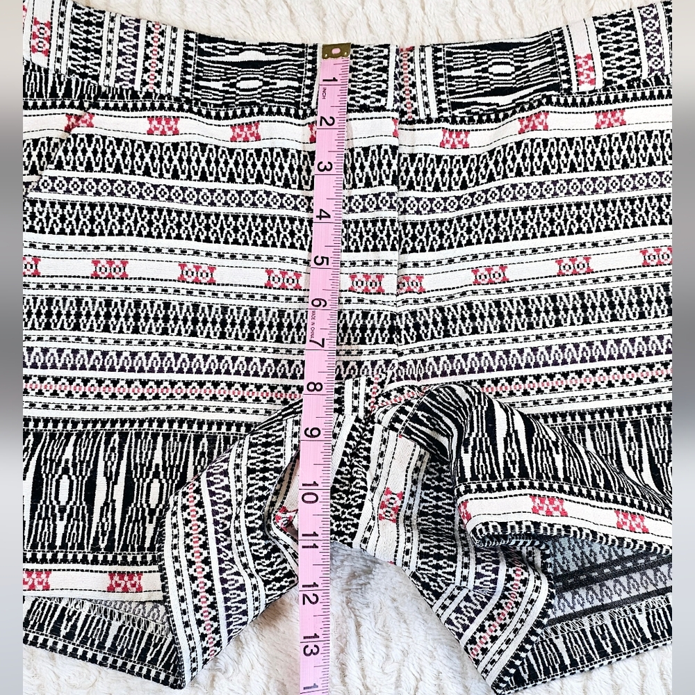 Aztec Pattern Shorts - Picture 5 of 9